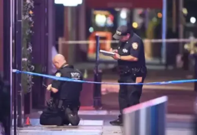 Tiroteio durante festa de 4 de Julho deixa oito feridos, incluindo quatro crianças, em Nova York