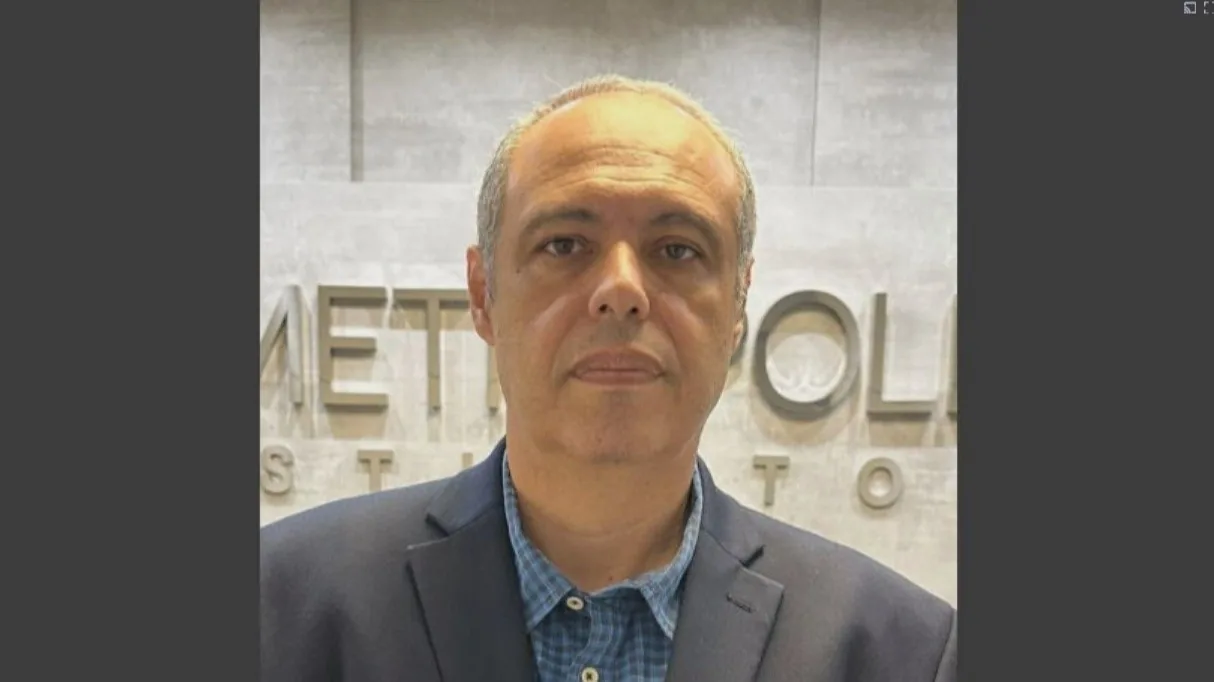 Pai de deputado é preso com munição durante operação no RJ