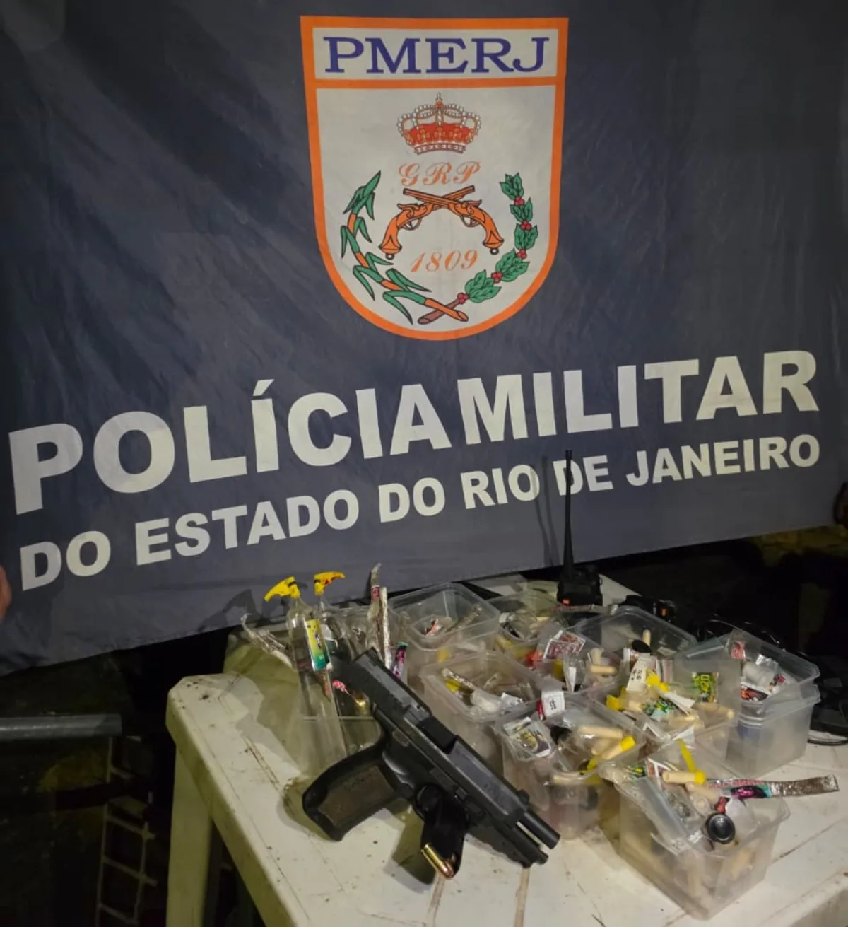 Confronto com a Polícia Militar em Angra dos Reis resulta em morte e prisão
