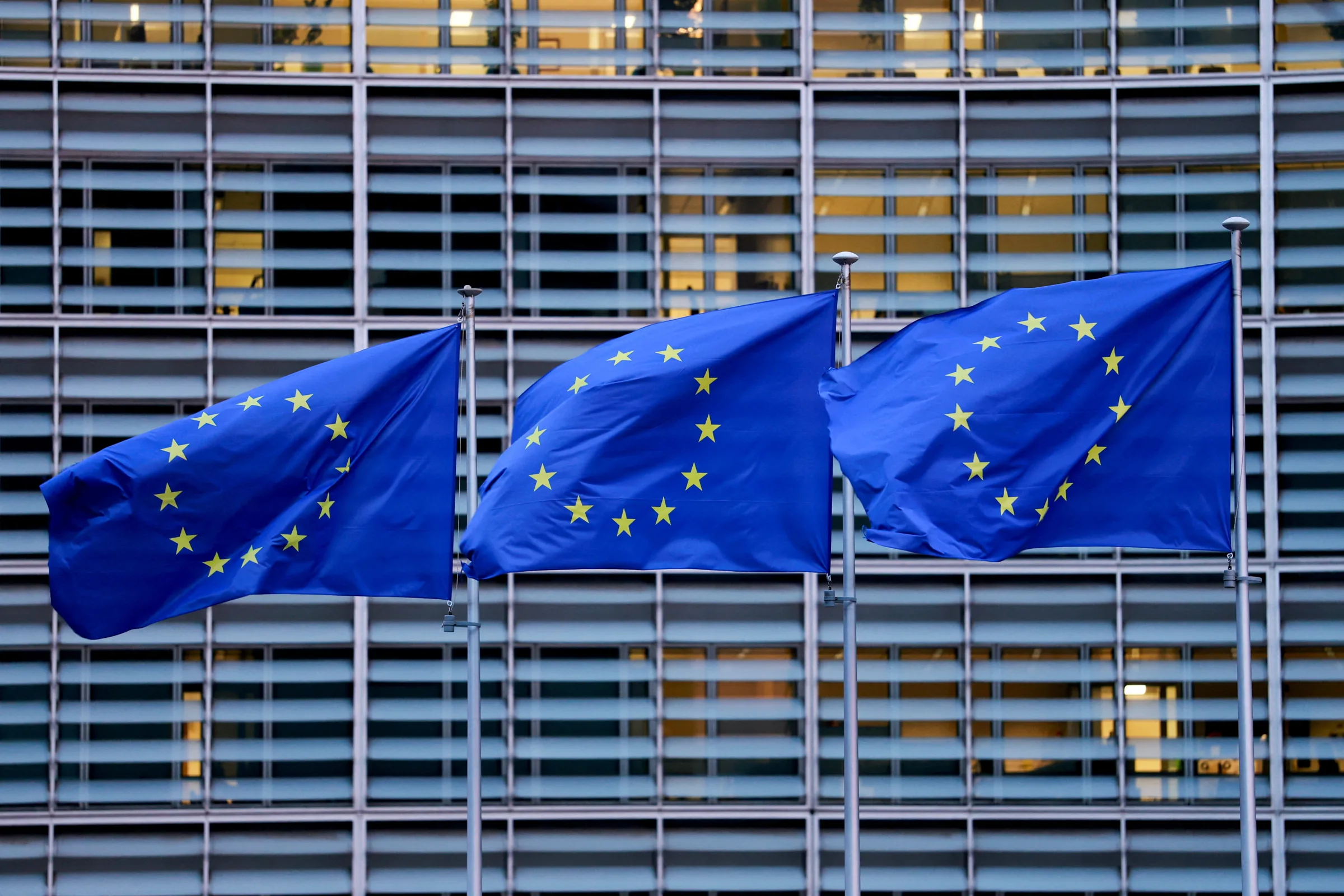 UE quer acesso gradual de menores às redes sociais