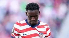 Comitê disciplinar da Fifa ignora perguntas sobre punição a Balogun