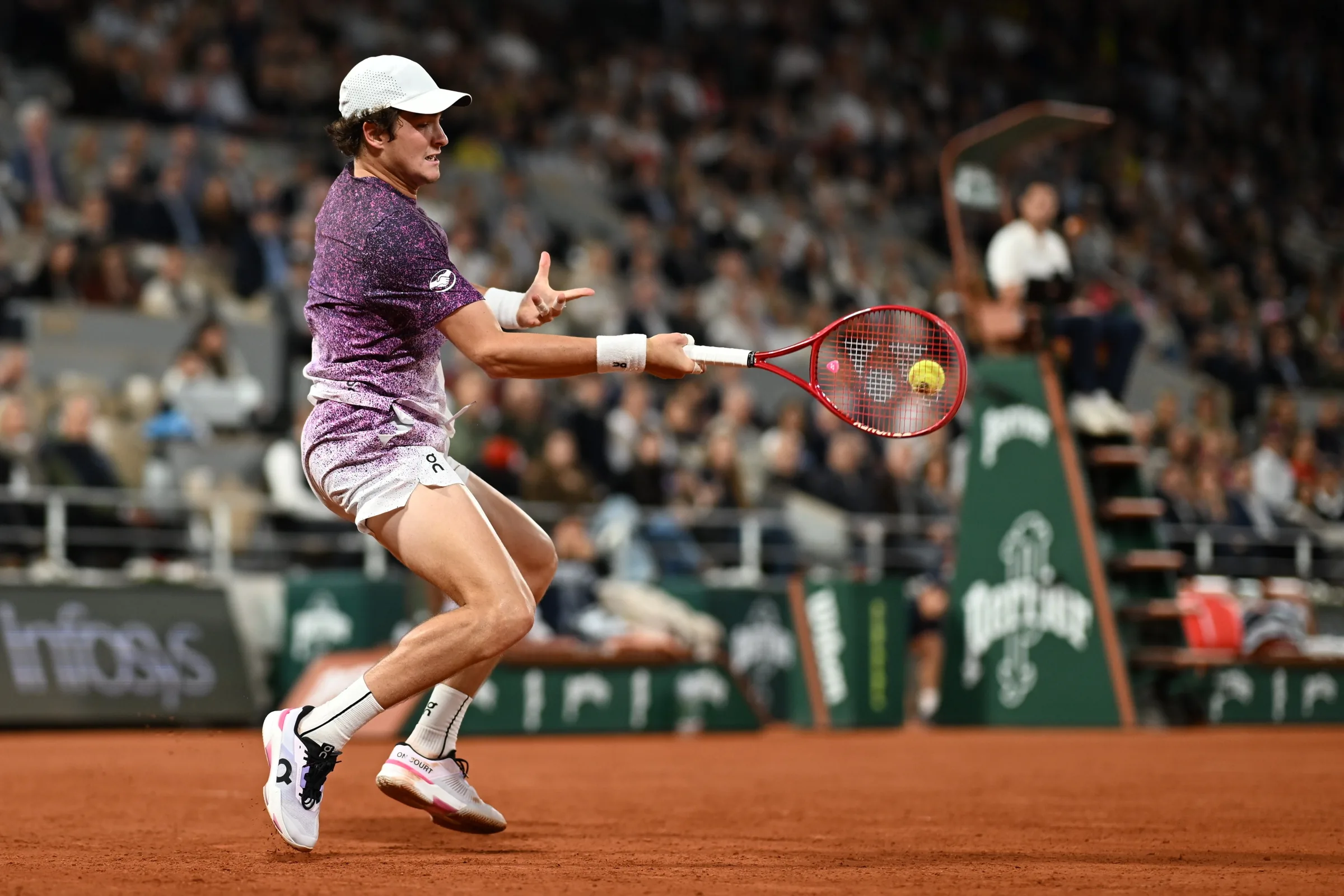 João Fonseca x Jesper de Jong em Wimbledon; veja horário e onde assistir