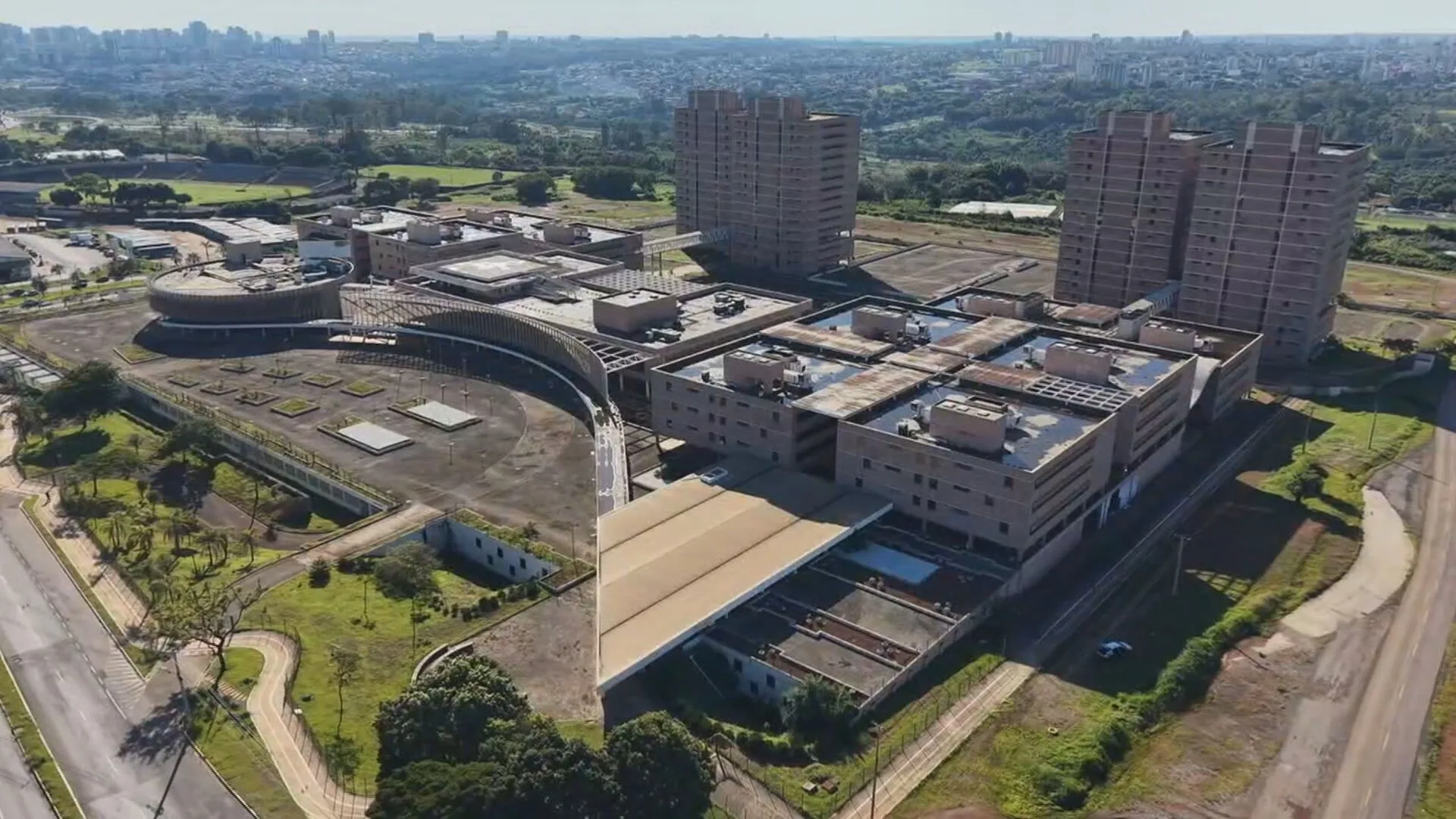 Briga judicial sobre o Centro Administrativo do DF envolve indenização bilionária