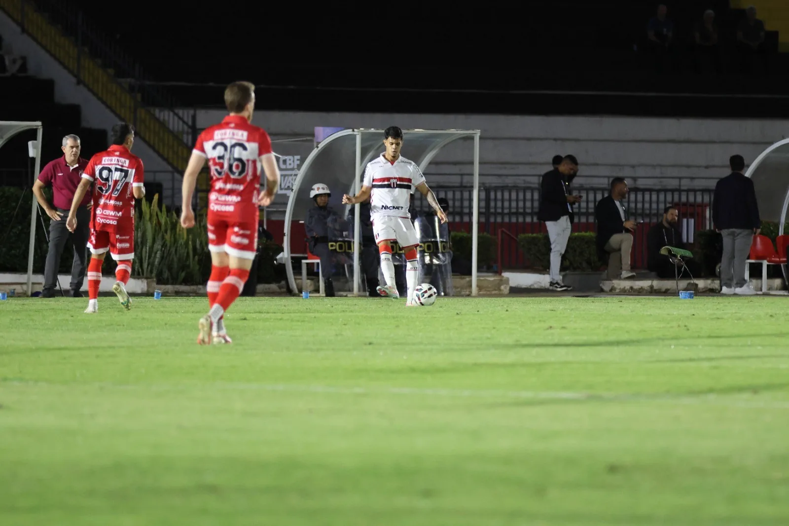 Atuações do Botafogo-SP: time vai mal no 1º tempo, melhora no 2º, mas perde para CRB; dê suas notas