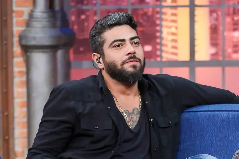 Henrique, da dupla com Juliano, passa por cirurgia em Goiânia e cancela shows; saiba o motivo