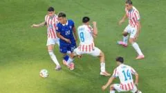 França supera táticas 'desonrosas' do Paraguai em vitória apertada