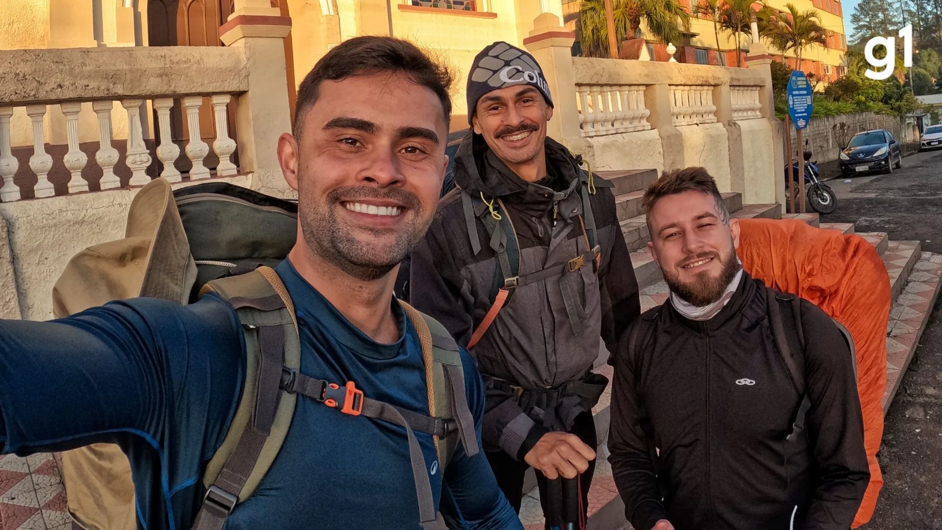 Amigos percorrem 300 km a pé para divulgar belezas do RS