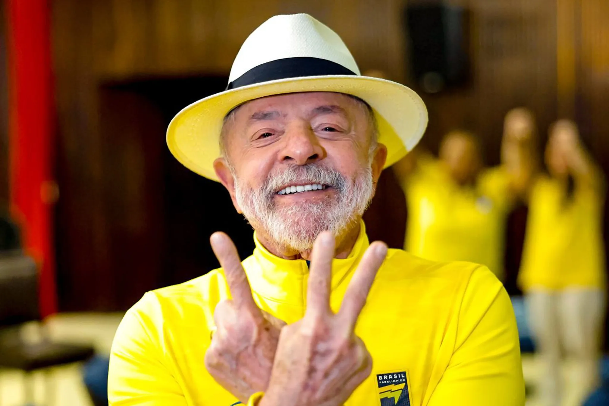 Lula pede a Ancelotti vitória da seleção brasileira contra a Noruega: 'Ganhe outro jogo'