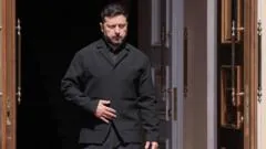 Primeiro-ministro do Reino Unido reafirma apoio inabalável à Ucrânia antes da visita de Zelensky