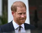 Príncipe Harry enfrenta derrota em batalha judicial contra mídia britânica