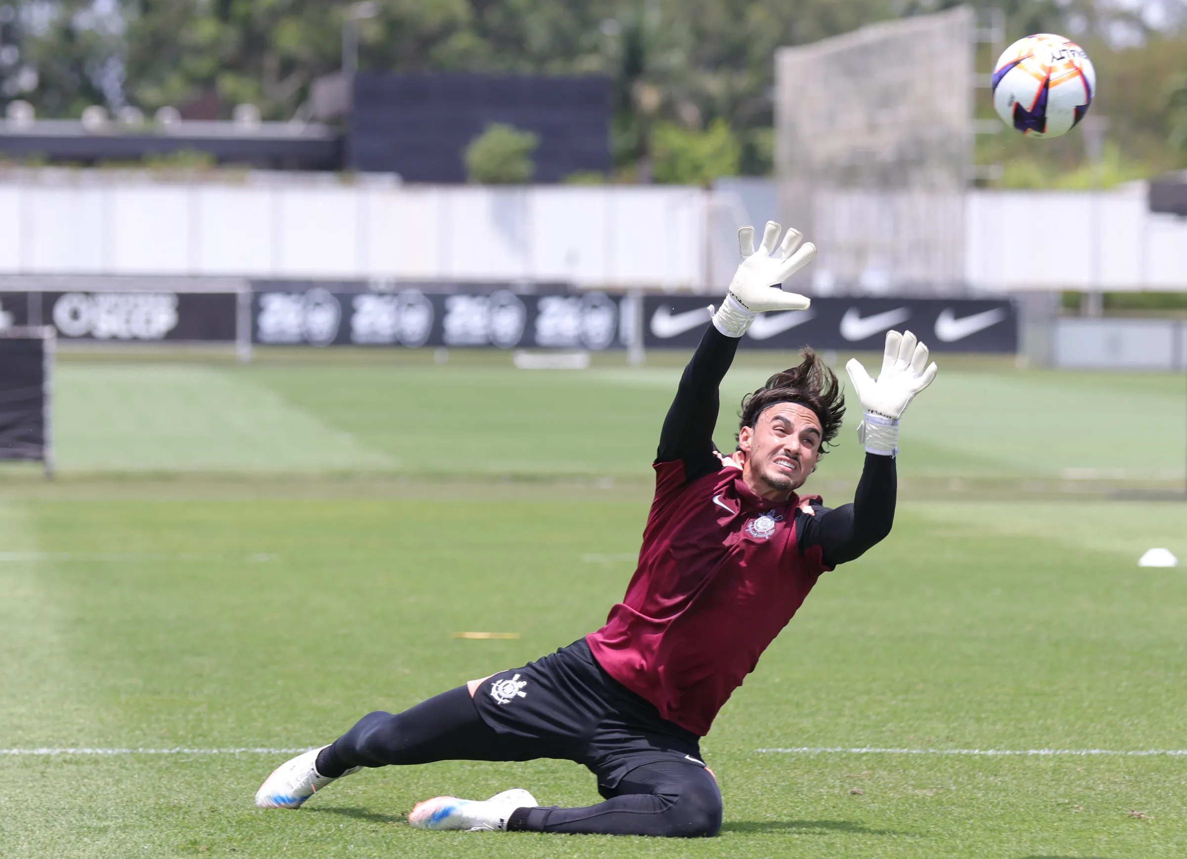Corinthians prorroga empréstimo de Matheus Donelli a clube dos Emirados Árabes até o fim do ano
