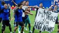 Fifa avalia relatórios de jogo após banner sobre Malvinas