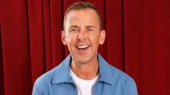 Scott Mills foi o apresentador mais bem pago da BBC antes da demissão