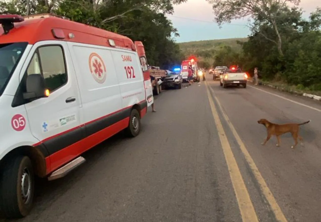 Mulher morre e três feridos em colisão na BR-010