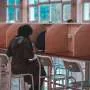 Estudo revela desafios acadêmicos para imigrantes em escolas de Massachusetts