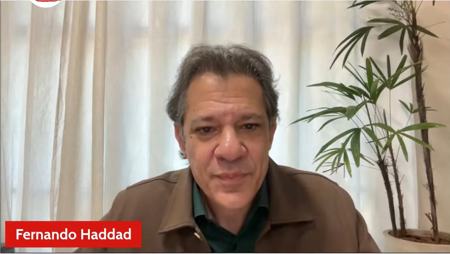 Haddad alerta para risco de milícias em SP devido à segurança precária