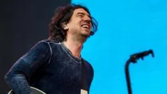 Snow Patrol celebra 20 anos de 'Chasing Cars' e nova parceria com Kylie Minogue