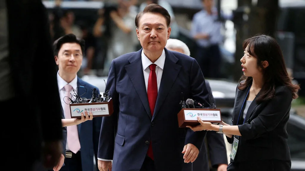 Corte Suprema da Coreia do Sul mantém pena de 7 anos para ex-presidente Yoon