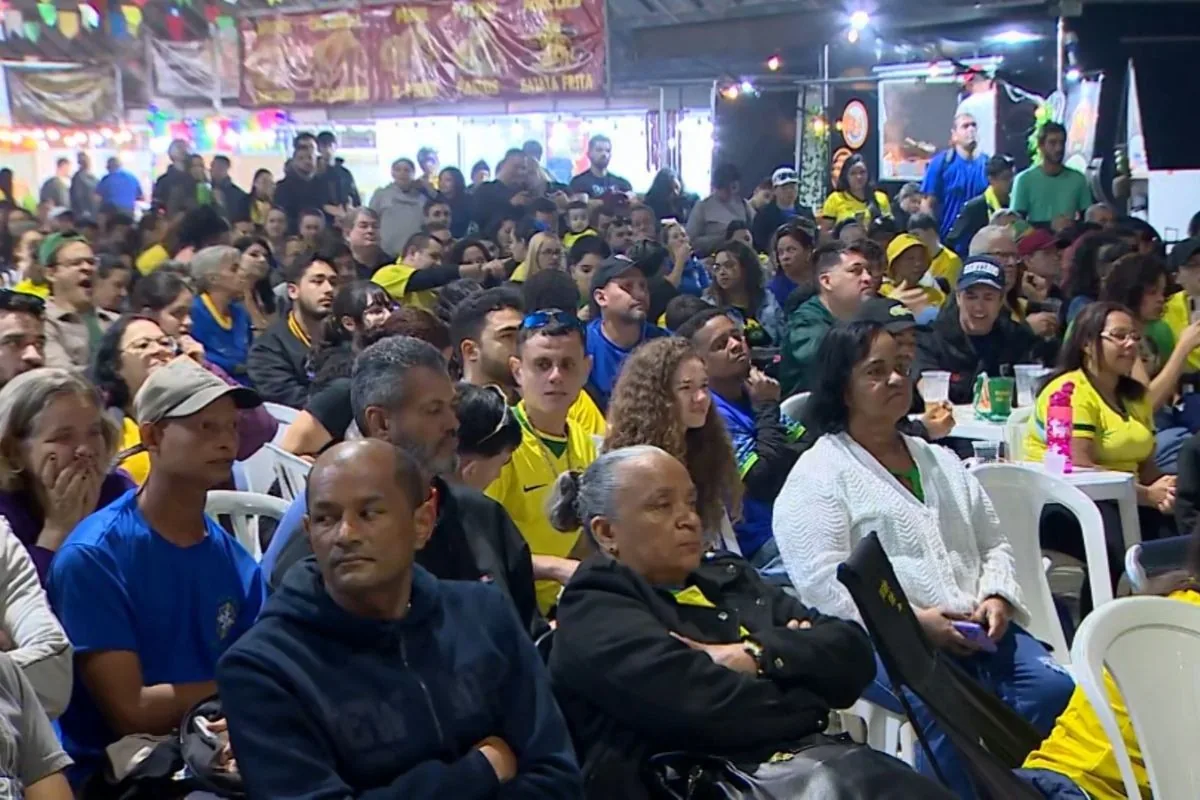 Torcedores do Vale do Paraíba lamentam eliminação do Brasil na Copa