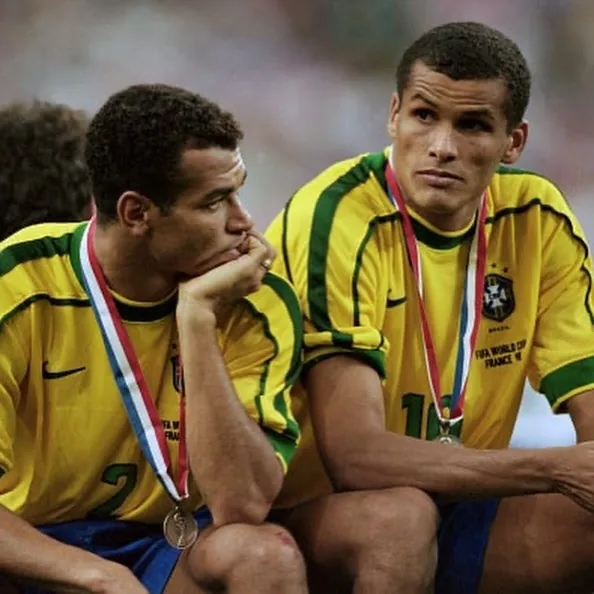 Cafu lamenta eliminação do Brasil na Copa do Mundo: "Dói, e muito"