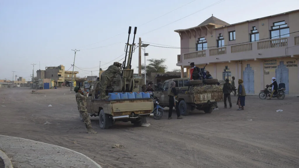 Ataque de rebeldes e jihadistas resulta na morte de ao menos 50 soldados no Mali