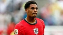 Quansah será titular na lateral-direita da Inglaterra contra o México