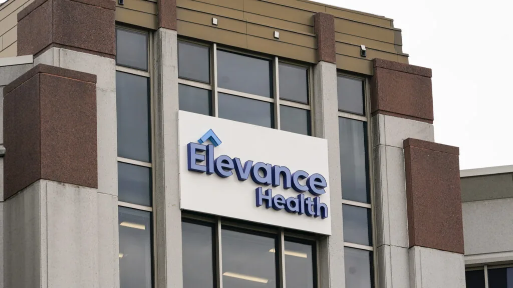 Elevance processa governo dos EUA por US$ 115 milhões relacionados a classificações do Medicare Advantage