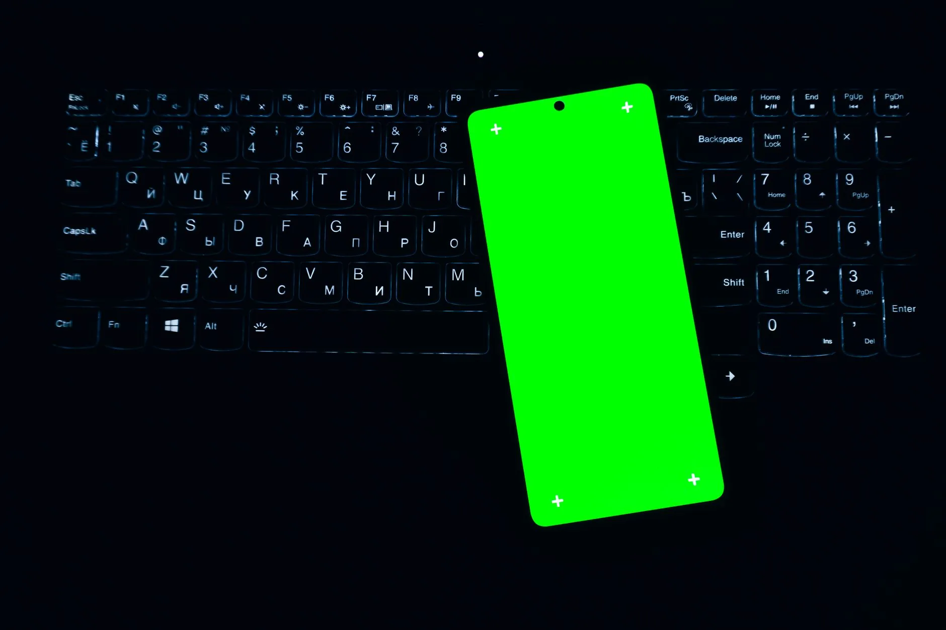 Iniciativa propõe troca de smartphones por flip phones para reduzir ansiedade