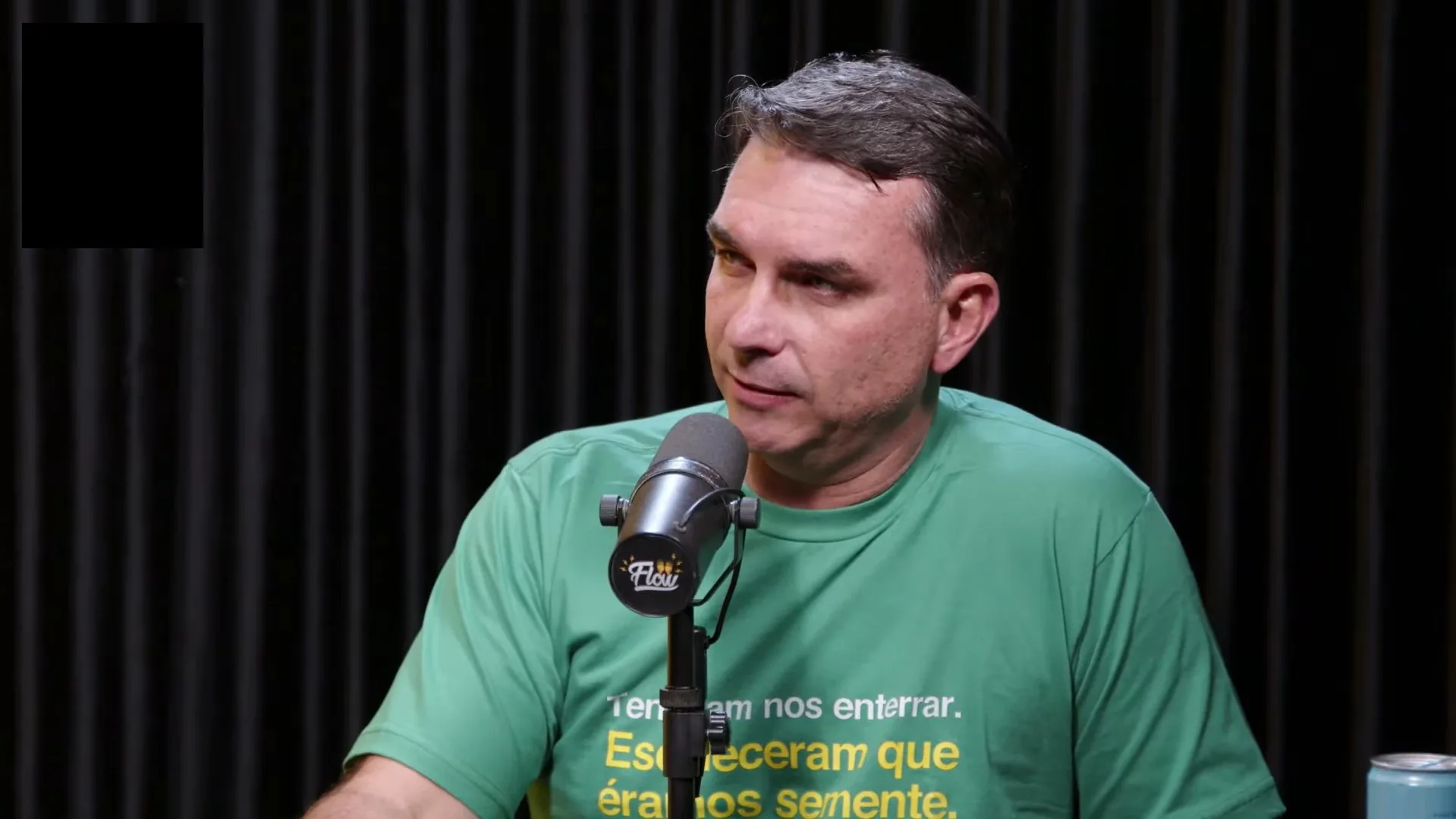 'Foi a minha tentativa de sensibilizar o cara', diz Flávio Bolsonaro sobre ida aos EUA para tratar de tarifaço com Trump