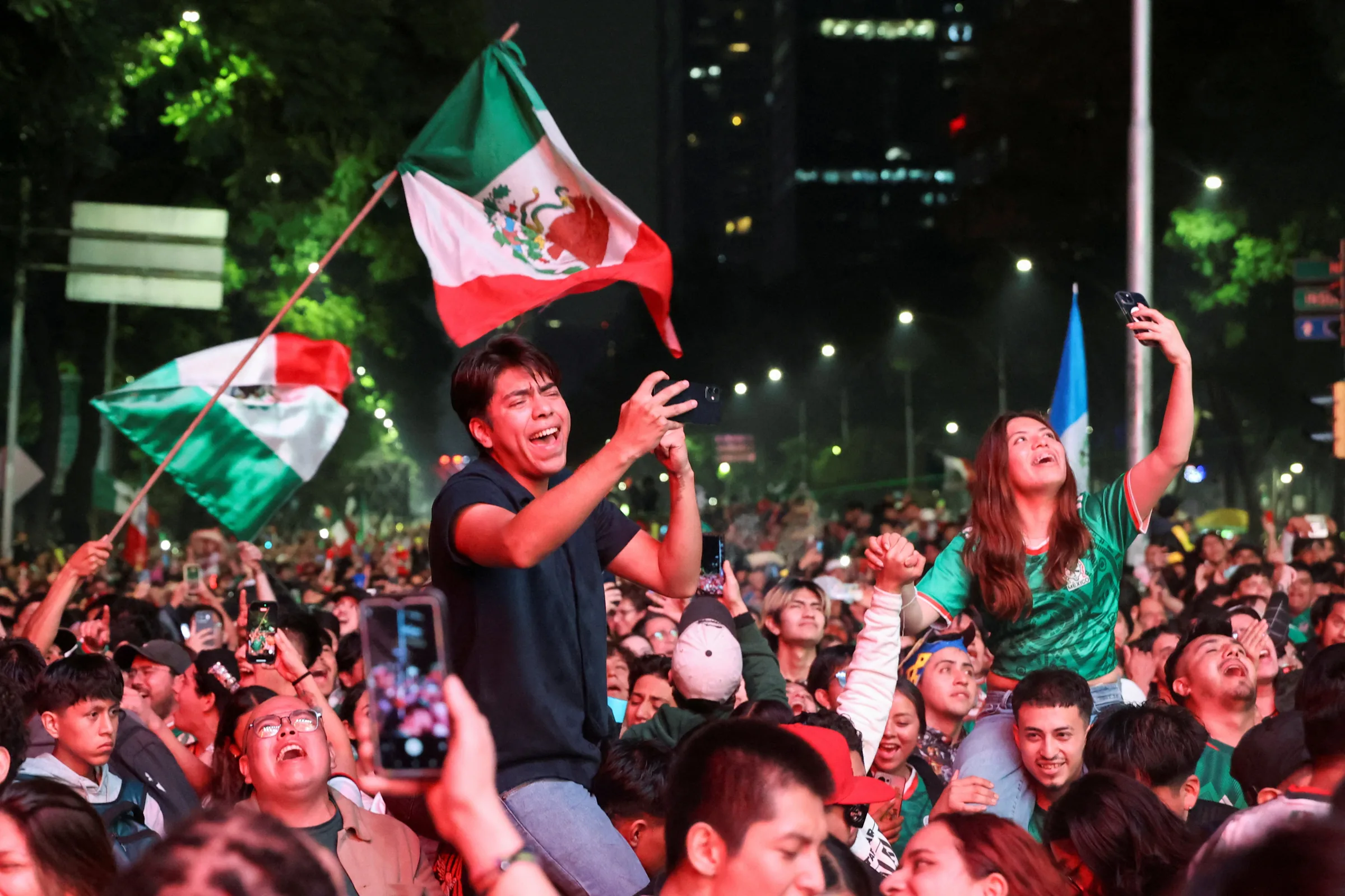 México busca recorde na Copa do Mundo com apoio da torcida
