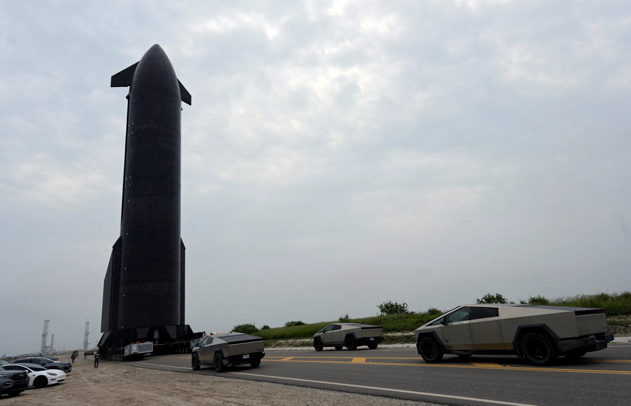 SpaceX tenta novo voo da supernave Starship nesta quinta
