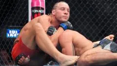 Pimblett reivindica luta pelo título com vitória em 52 segundos no UFC 329