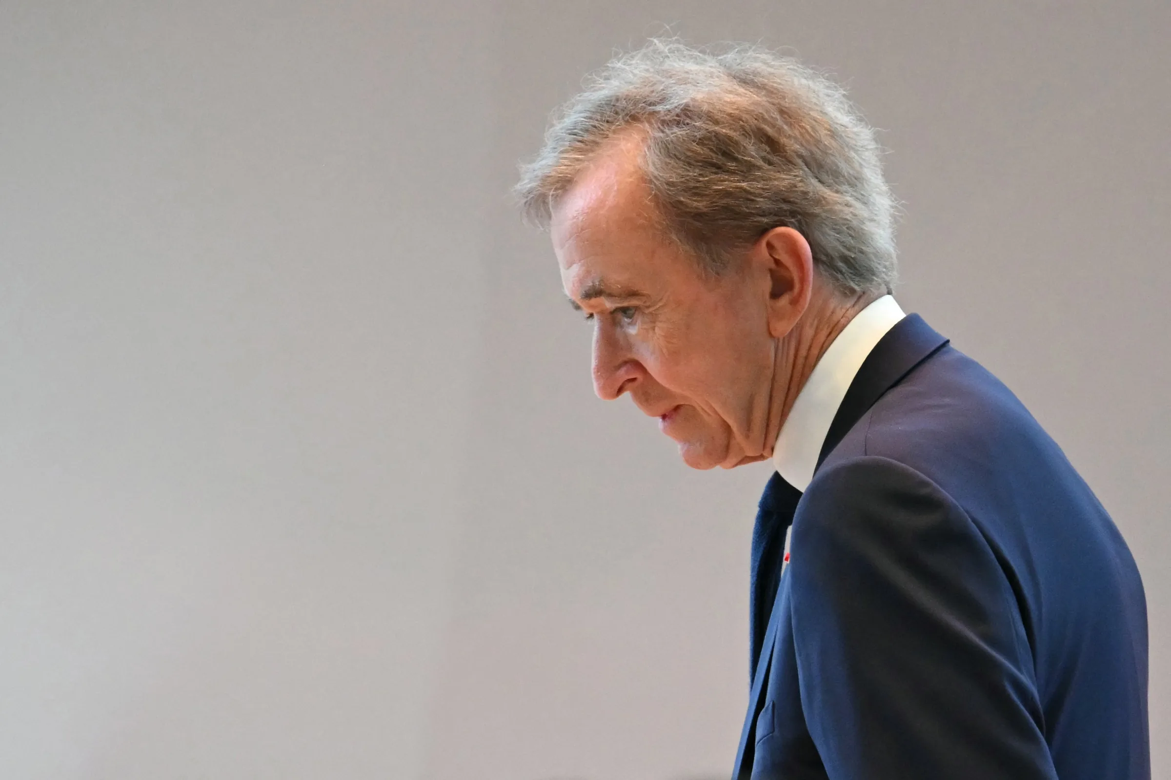 Bernard Arnault, o homem mais rico da França, terá de pagar € 22,5 milhões em impostos atrasados