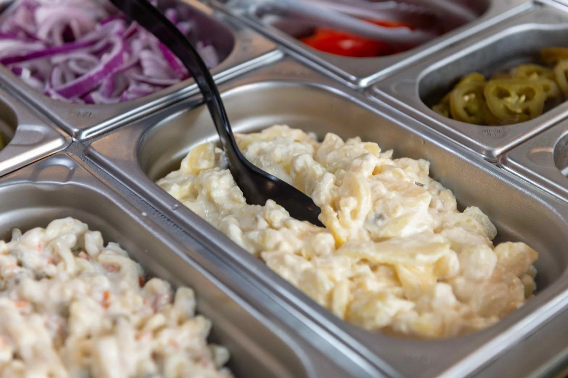 Salada cremosa ganha espaço nos churrascos brasileiros