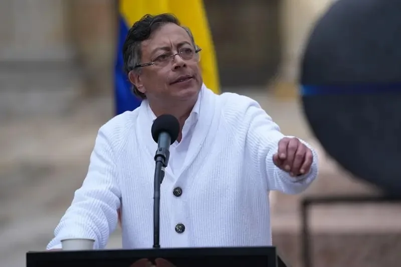 Petro antecipa discurso de despedida da Presidência da Colômbia