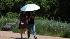Temperaturas no Reino Unido devem ultrapassar 30°C com nova onda de calor