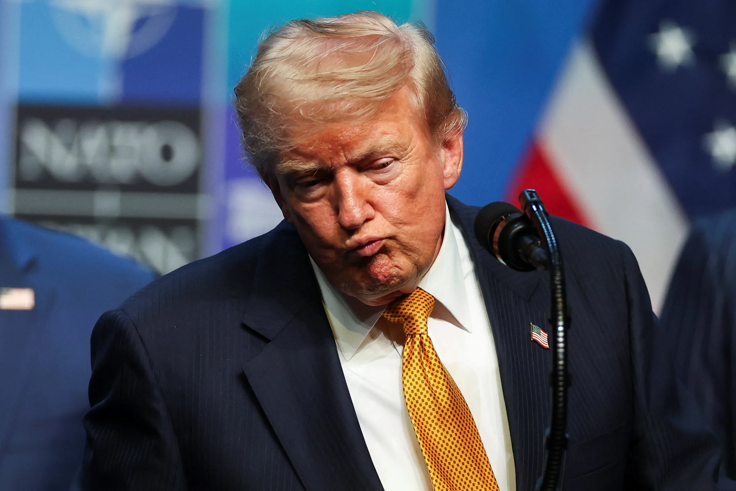 Trump confunde Irã com Japão e chama Zelensky de Putin em coletiva