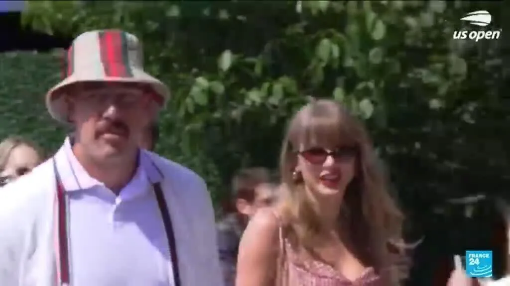 Fãs se reúnem em Nova York em meio a rumores de casamento de Taylor Swift