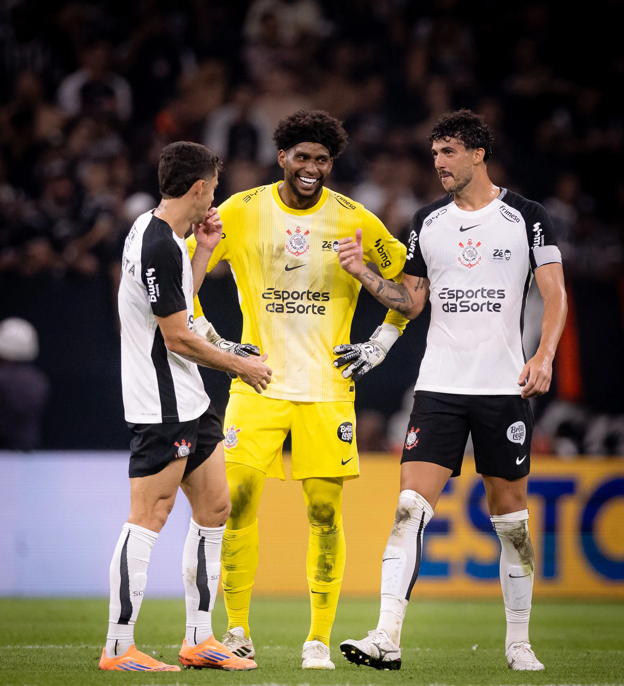 Corinthians reduz gols sofridos em bolas paradas; veja os números