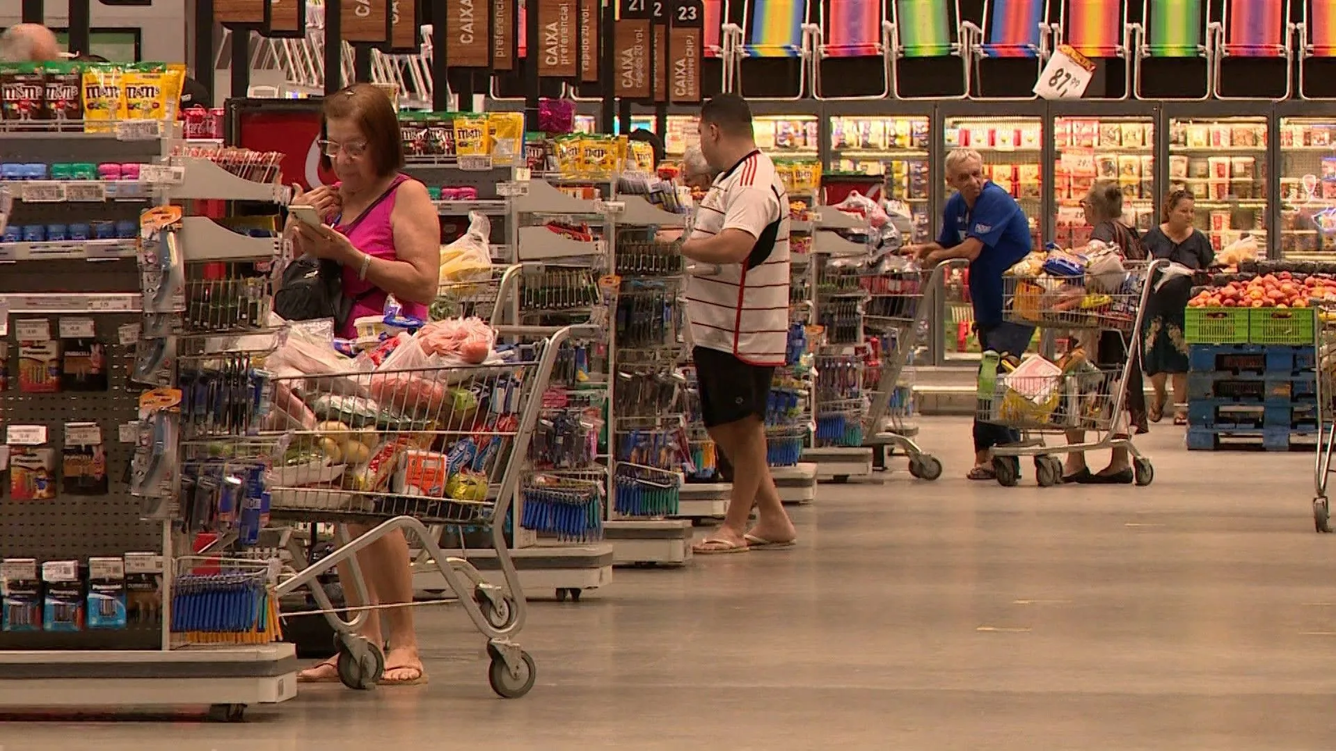 Supermercados no Espírito Santo enfrentam queda de faturamento após fechamento aos domingos