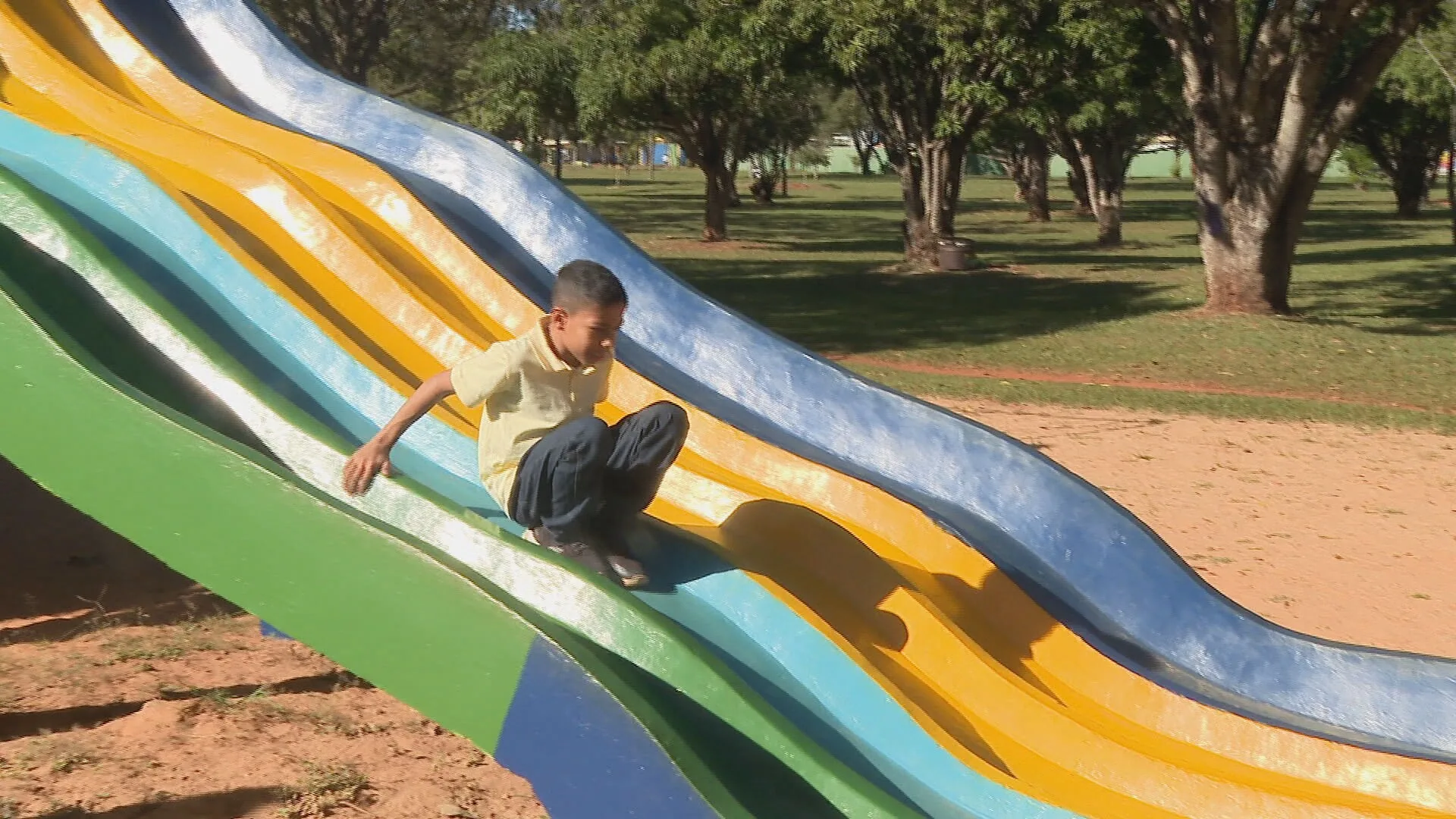 Menino de 10 anos descobre ciclo matemático com 13 e 16