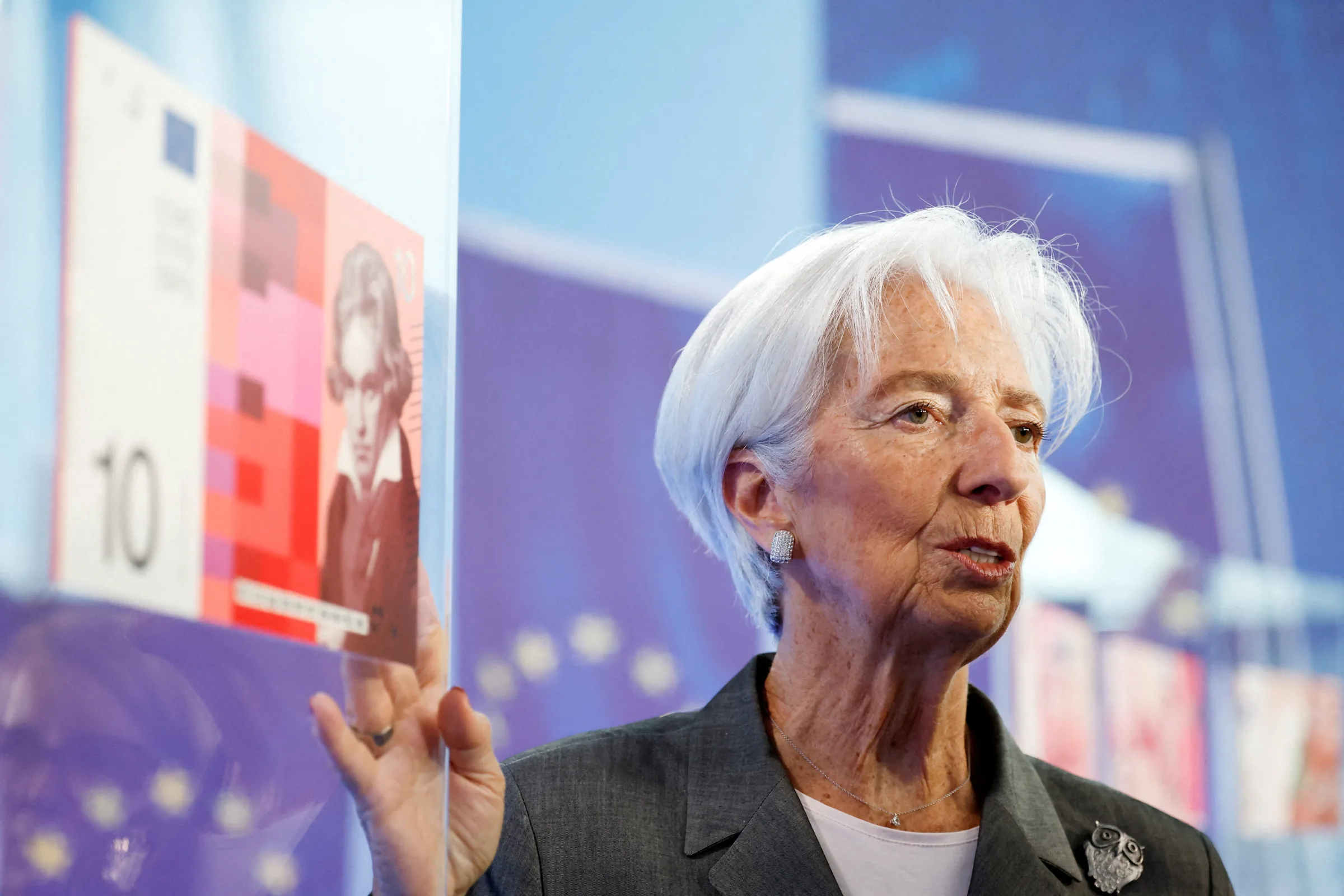Euro pode ganhar novas notas pela primeira vez desde 2002; veja os desenhos finalistas