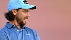 Tommy Fleetwood se destaca na disputa do Open com apoio da torcida