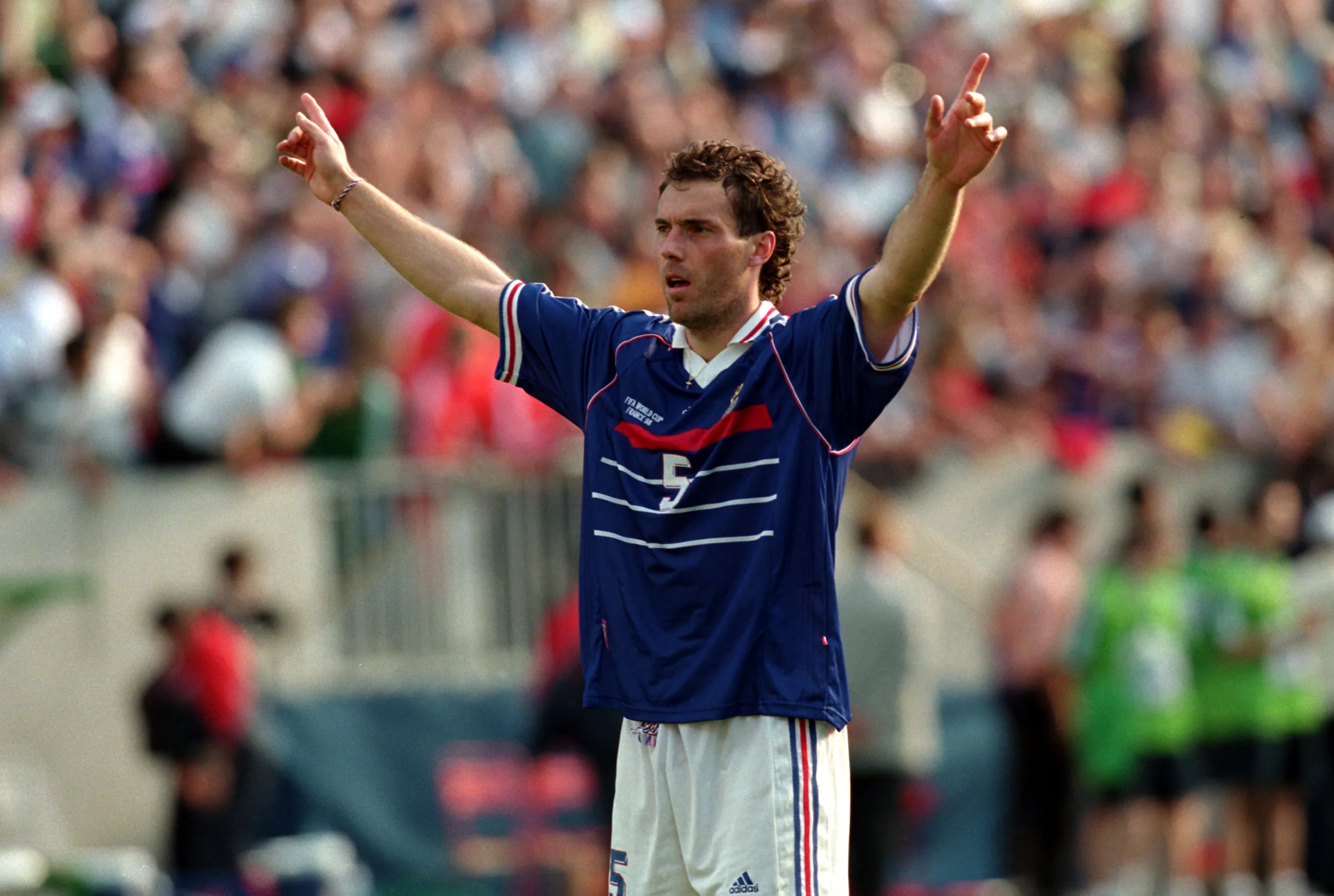 Laurent Blanc vê semelhanças entre França de 1998 e atual contra o Paraguai