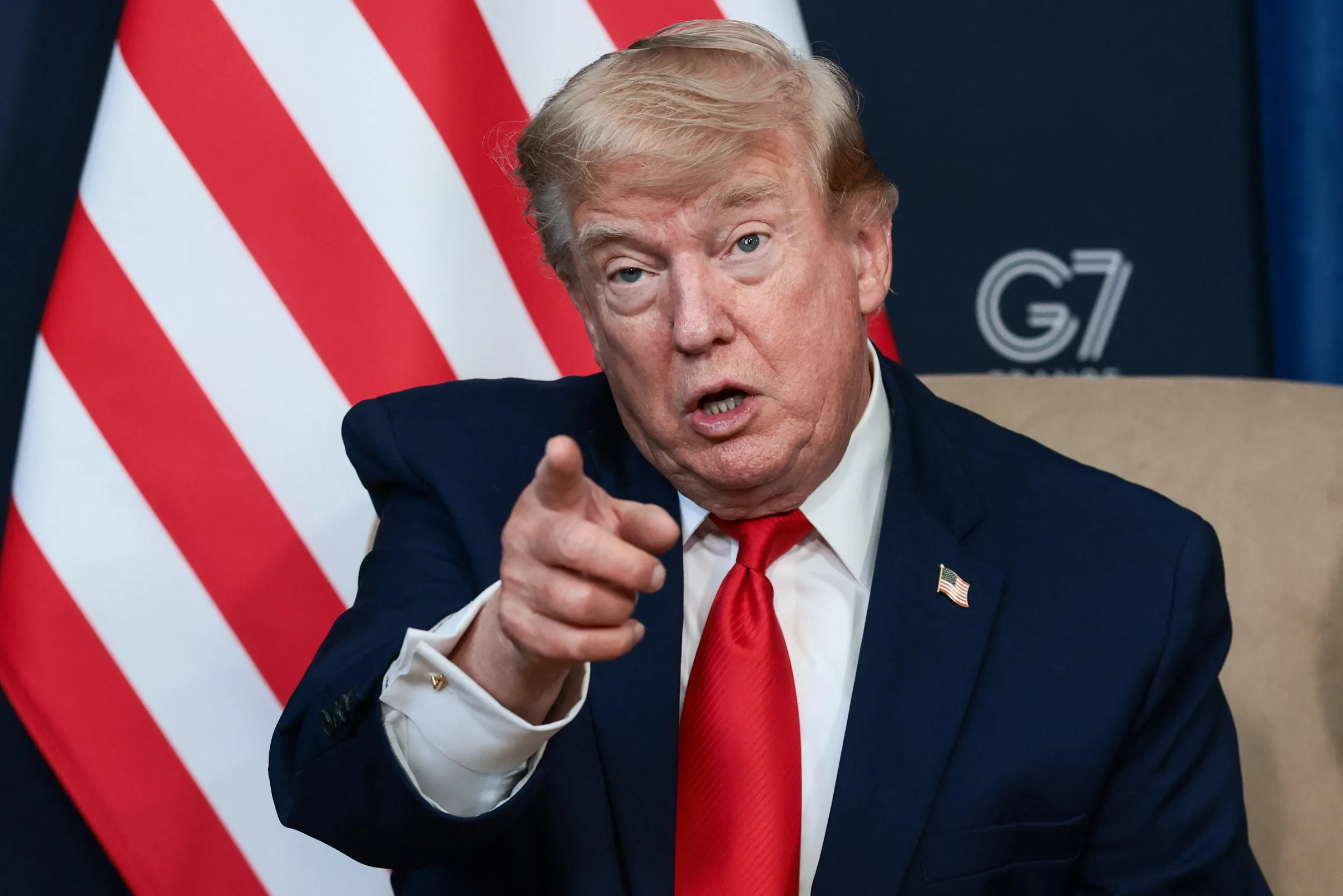 Trump ameaça atacar o Irã em resposta a ameaças de assassinato