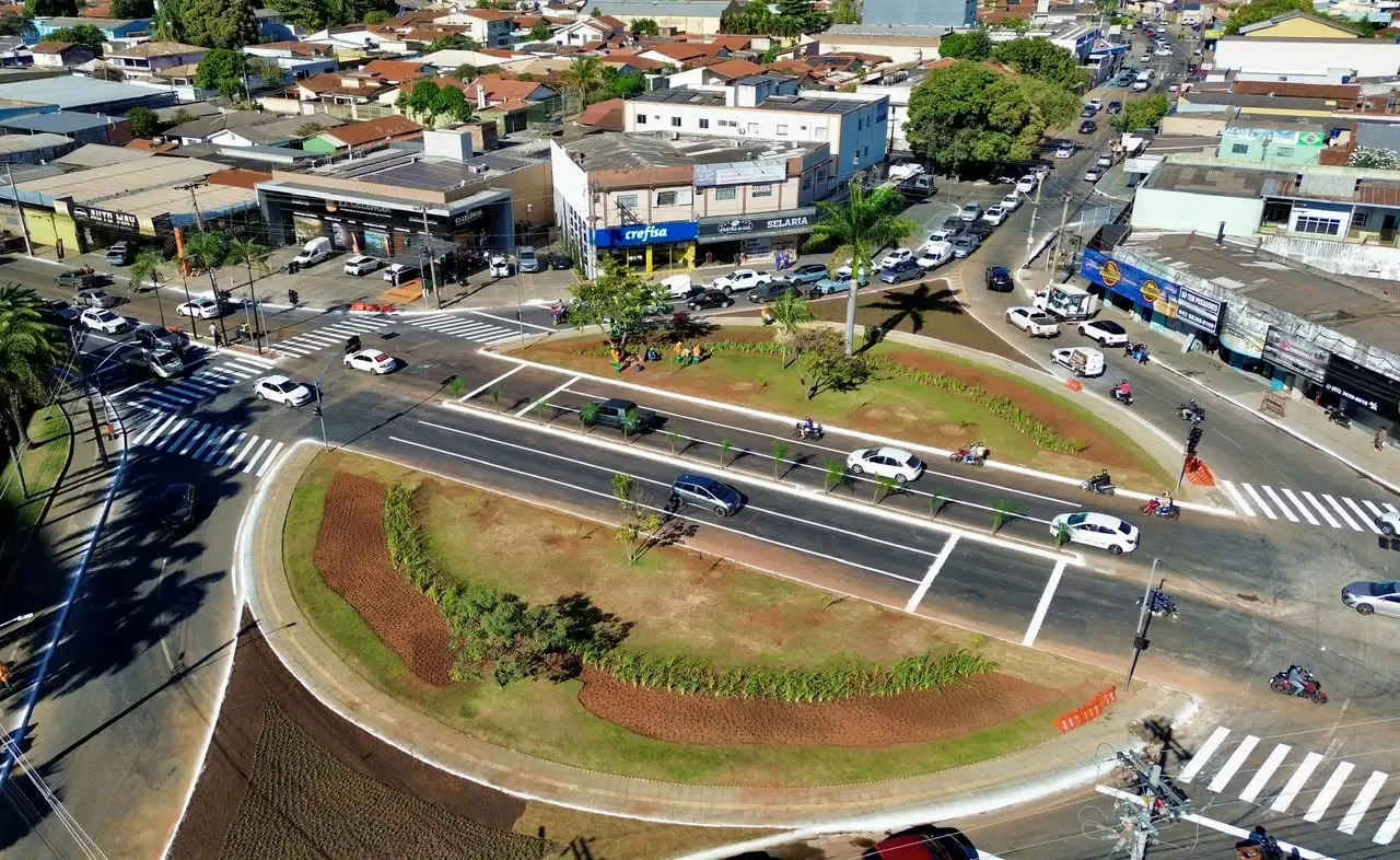 Mabel libera novas pistas da Praça Ciro Lisita e anuncia intervenções no trânsito de Goiânia