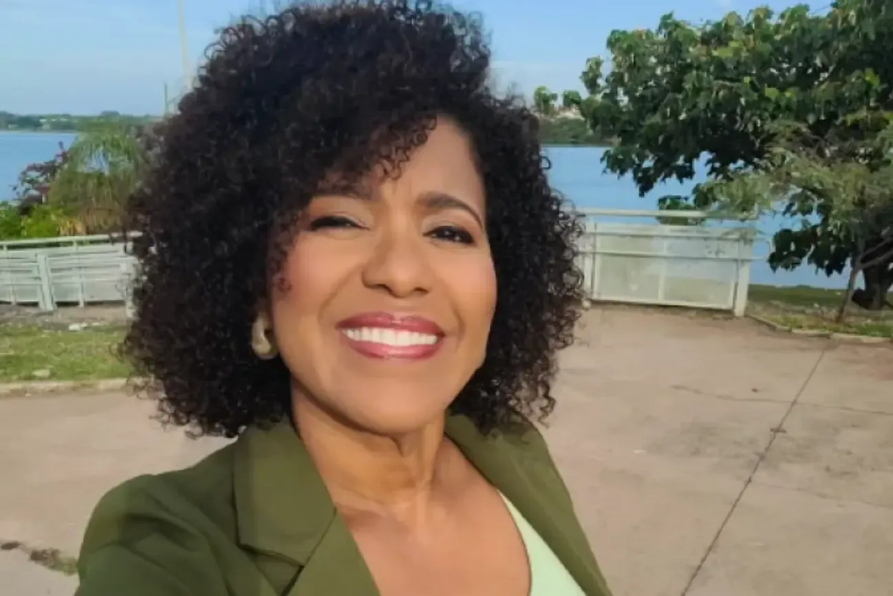 Érika Leal, repórter da Record Brasília, falece aos 47 anos
