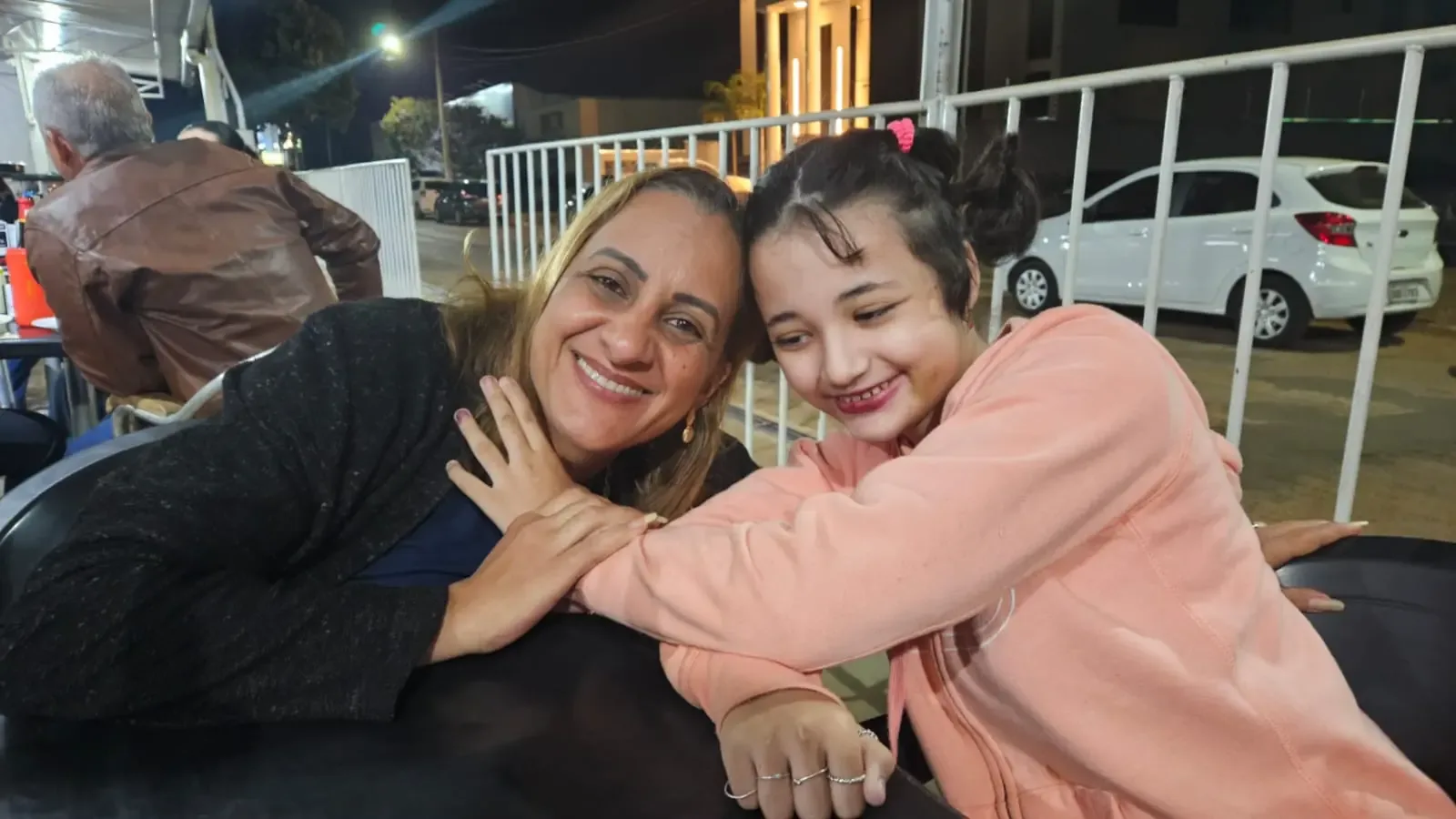 Tratamento com Cannabis: Jovem com Doenças Neurológicas Retoma Fala e Mobilidade