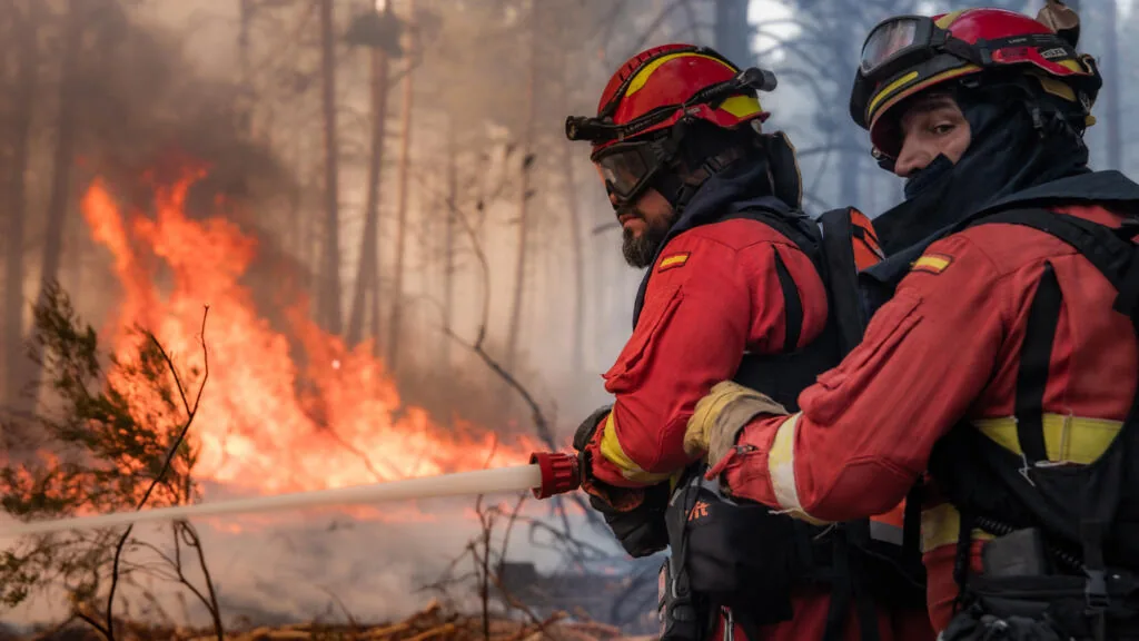 Espanha vê 'luz no fim do túnel' na luta contra incêndios