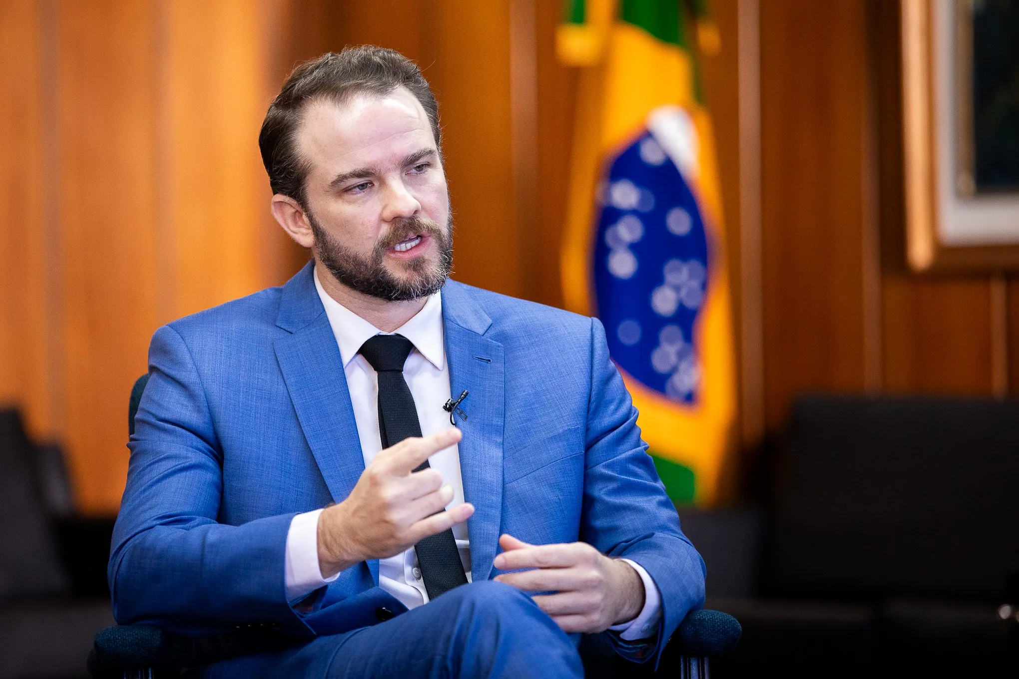 Durigan aponta juros altos como principal obstáculo econômico
